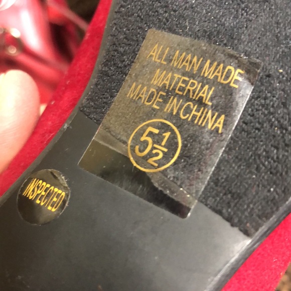 Derek Heart red velvet platform buckle strap heels like Dorothy 5.5 - Picture 10 of 13